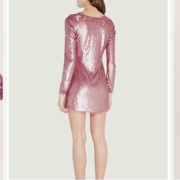 LOVESHACKFANCY Devers Keyhole-Front
Sequined Mini Dress - Picture 14 of 14